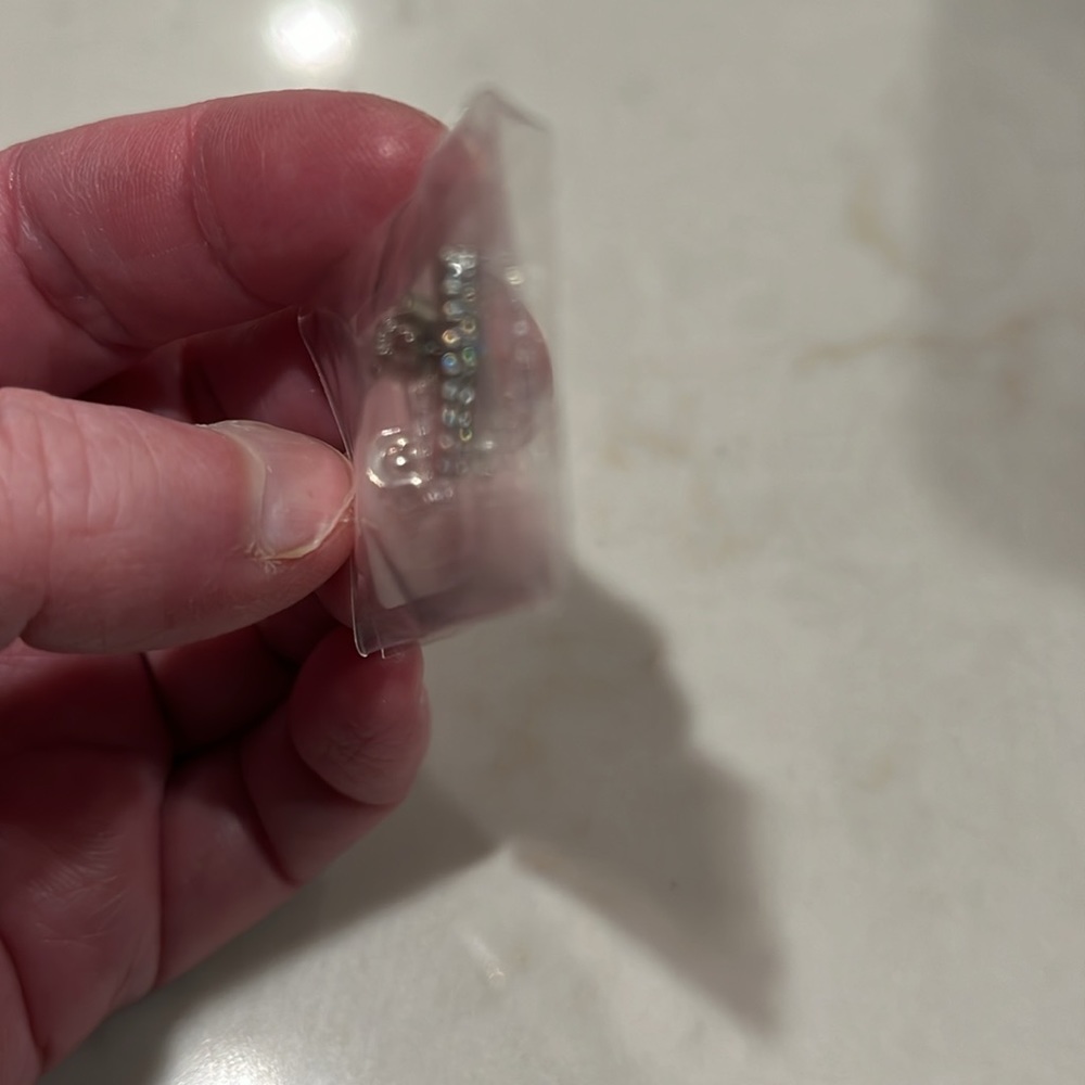 Adornia Swarovski Crystal Bar Studs Silver/NWT - Picture 6 of 7